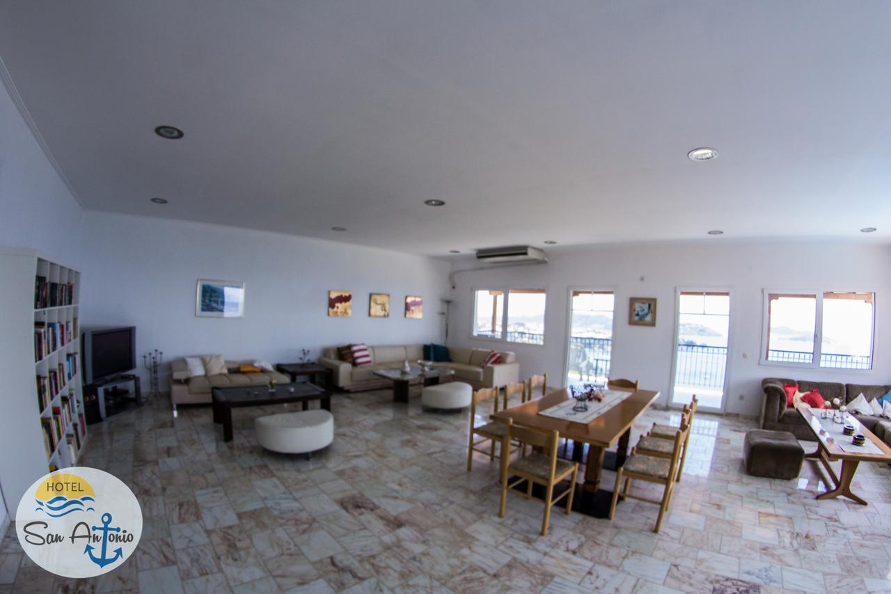 San Antonio Hotel & Apartments Мегали Амос Екстериор снимка