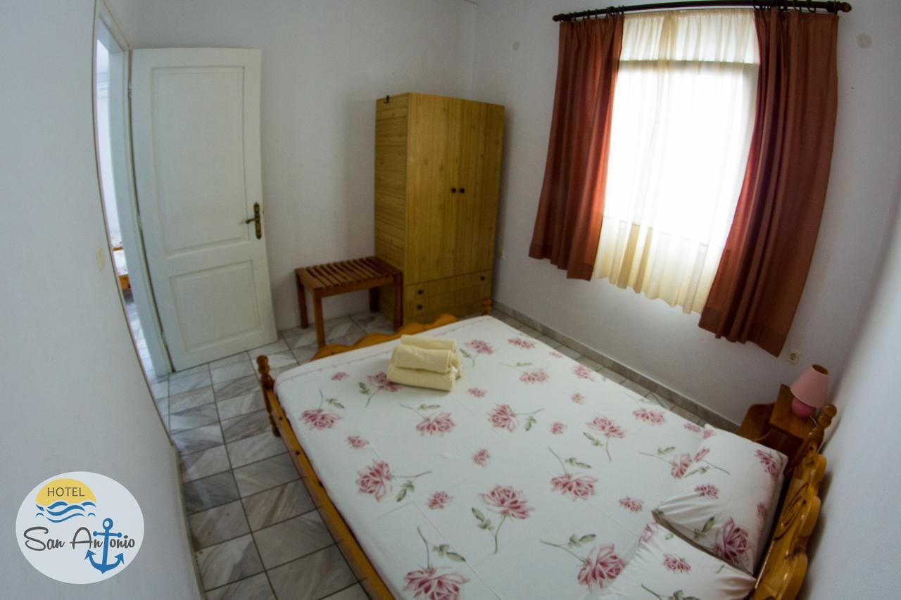 San Antonio Hotel & Apartments Мегали Амос Екстериор снимка