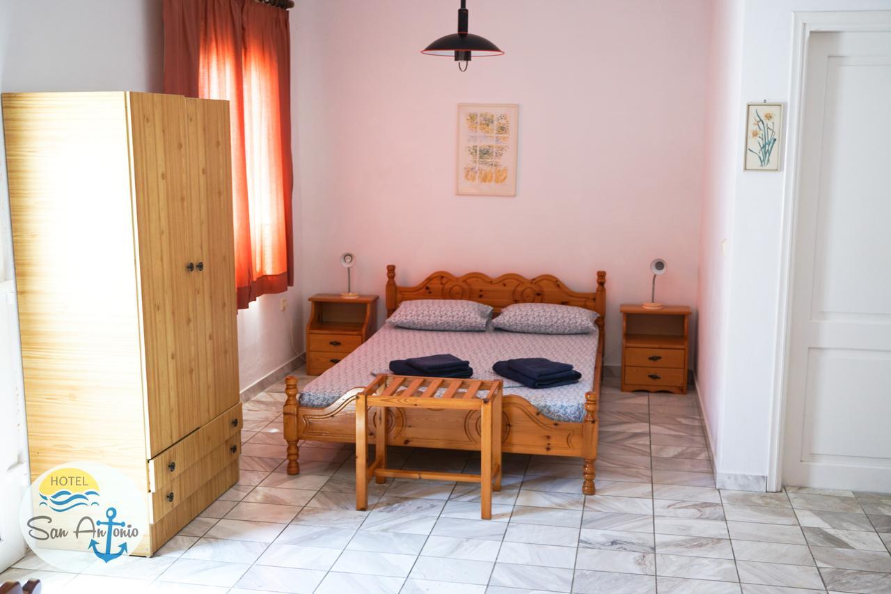 San Antonio Hotel & Apartments Мегали Амос Екстериор снимка